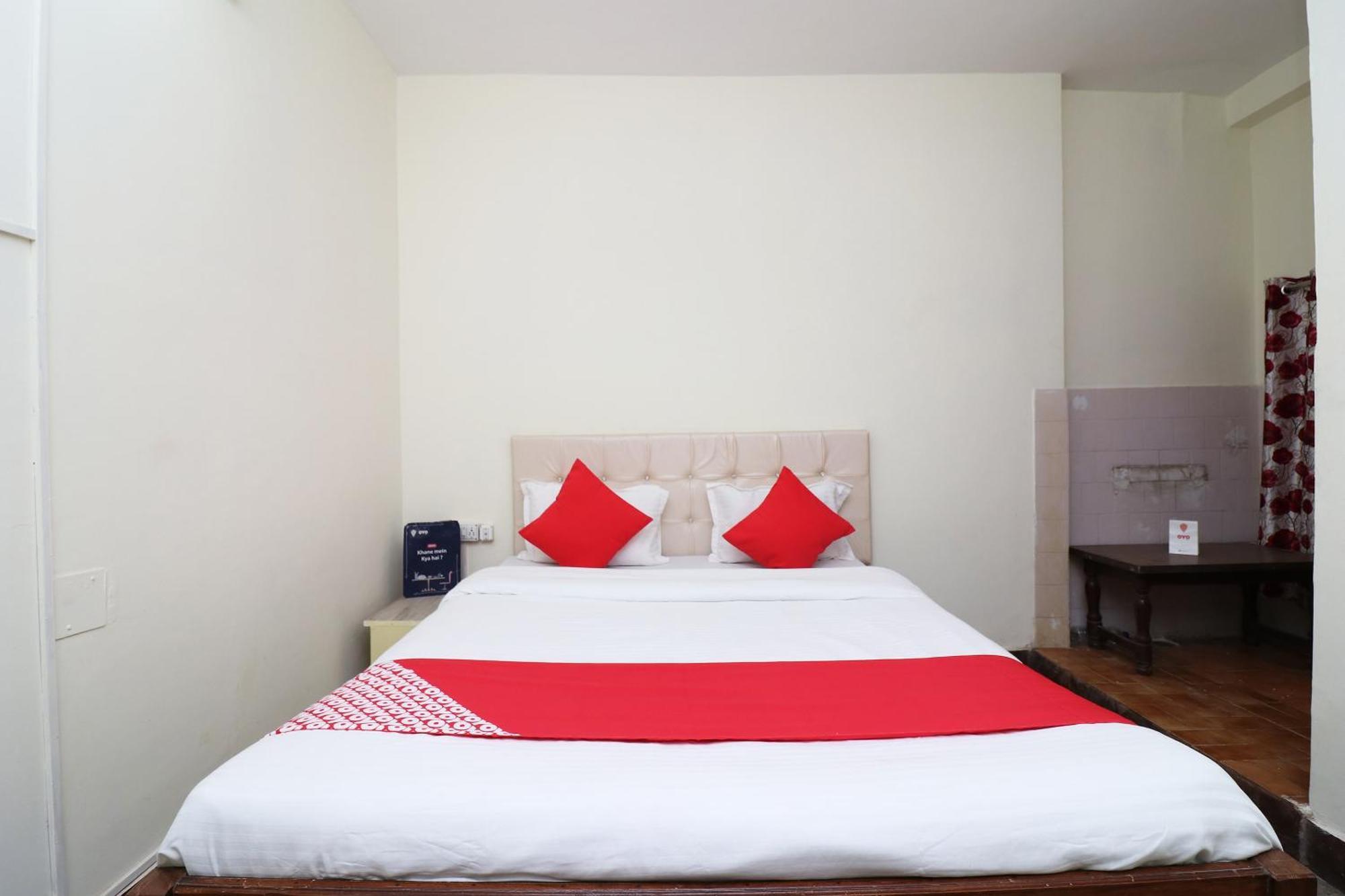 Hotel Shreya Bhubaneswar Exterior photo