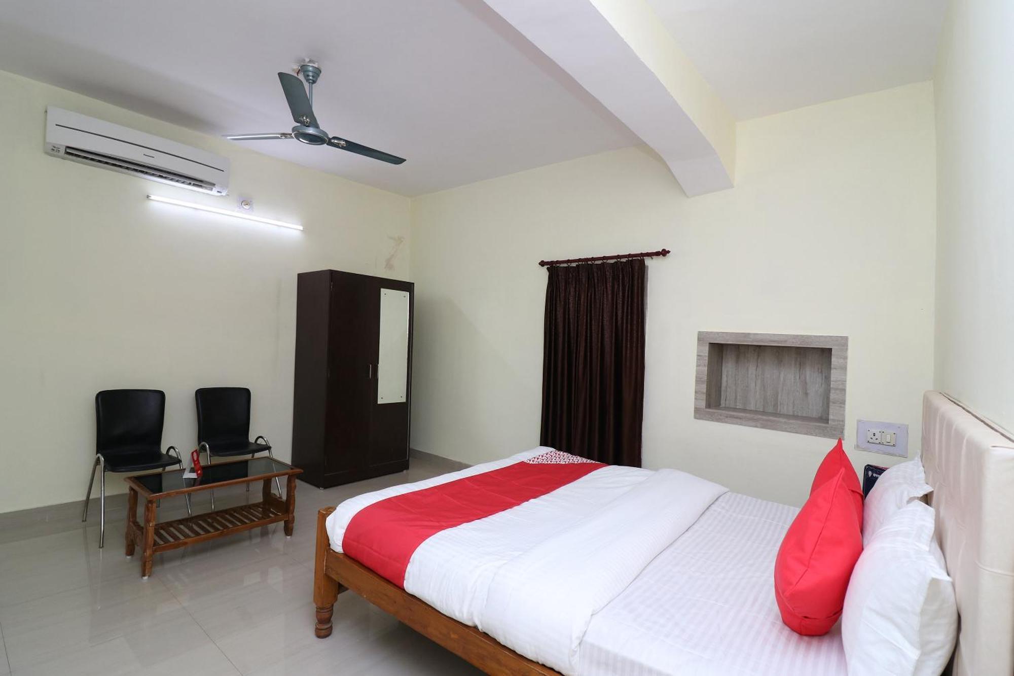 Hotel Shreya Bhubaneswar Exterior photo