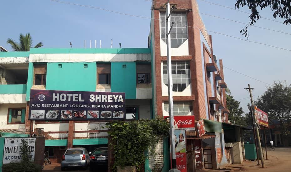 Hotel Shreya Bhubaneswar Exterior photo